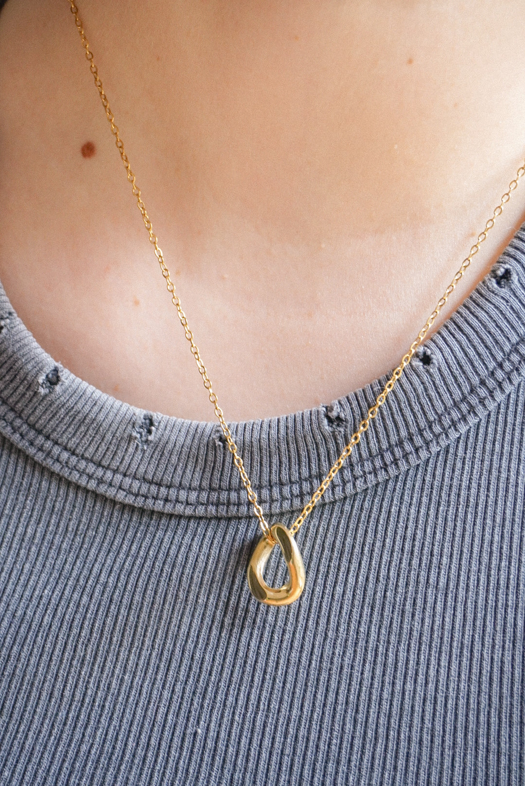 Collana Fluid